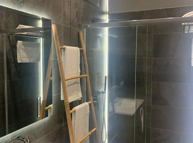 San Fernando 24 בית אירוח *