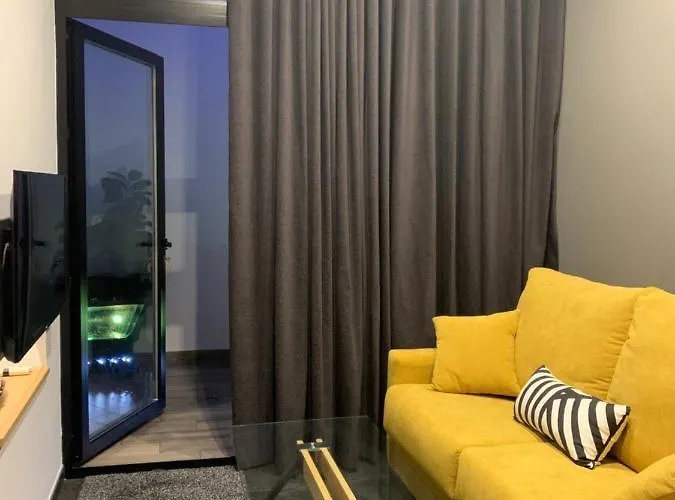 בית אירוח San Fernando 24