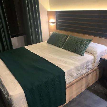 Kwatera prywatna San Fernando 24 *