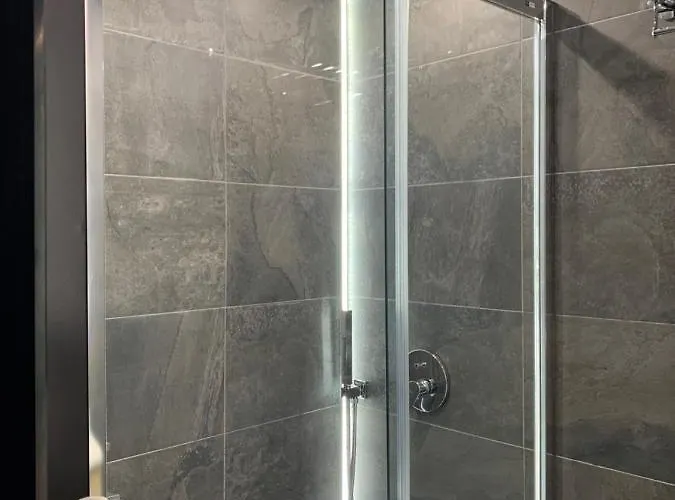 San Fernando 24 Проживання в сім'ї