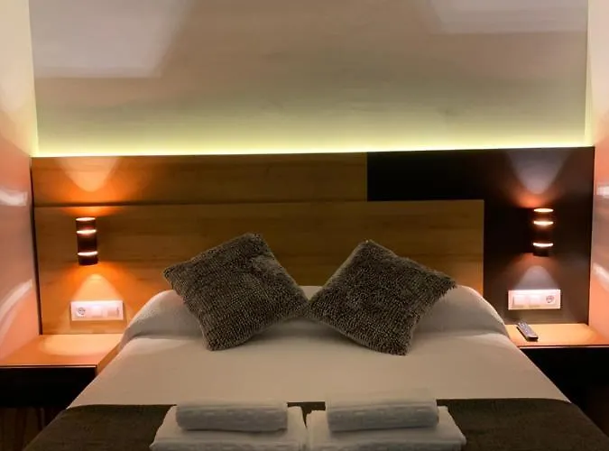 San Fernando 24 Проживання в сім'ї